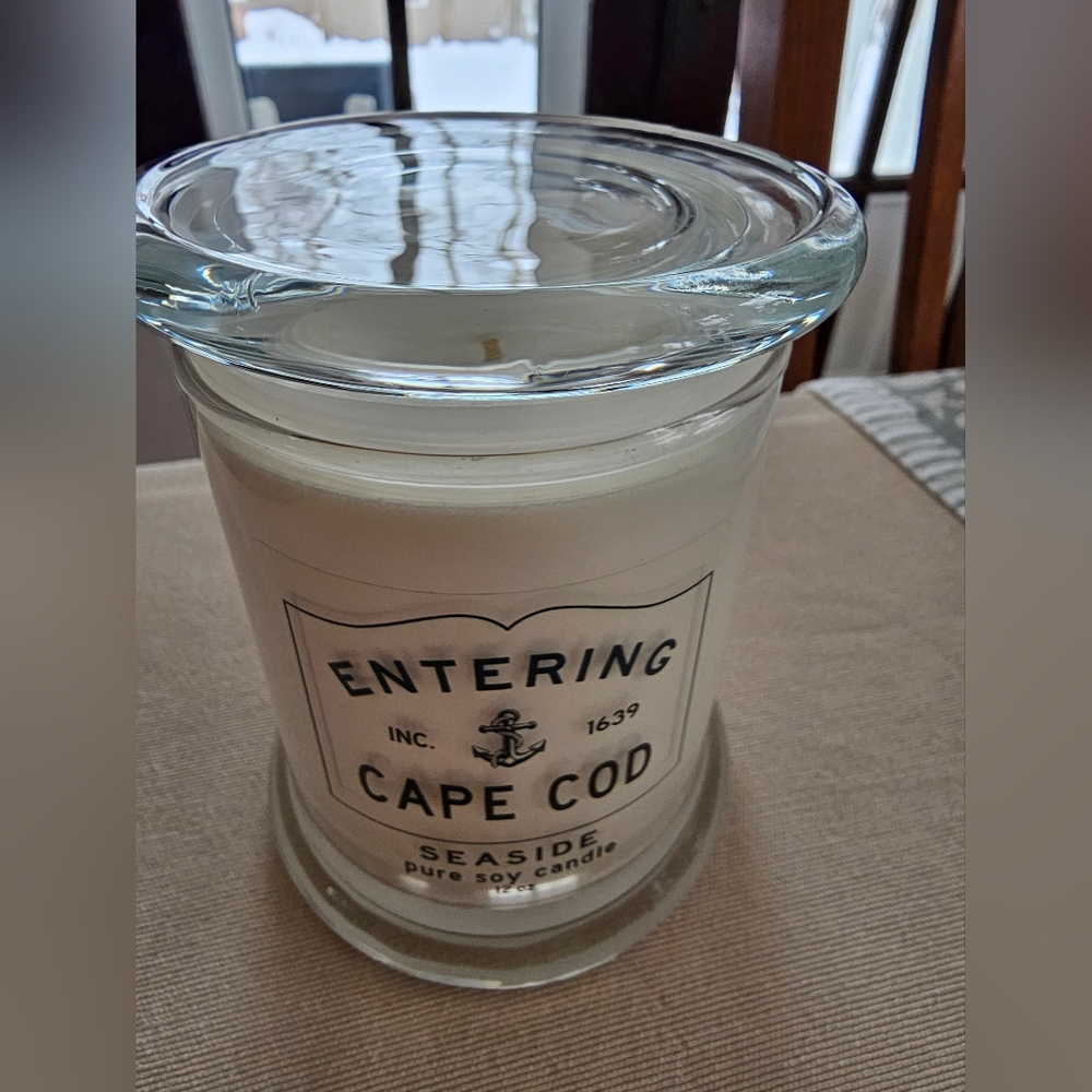 NEW! Green Koala Cape Cod Seaside Soy Candle - Picture 2 of 8